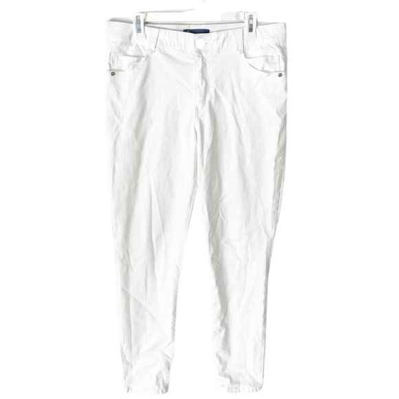 Democracy Jeans Women's 12 White Absolution Skinny Preppy Summer Minimalist - Picture 1 of 7
